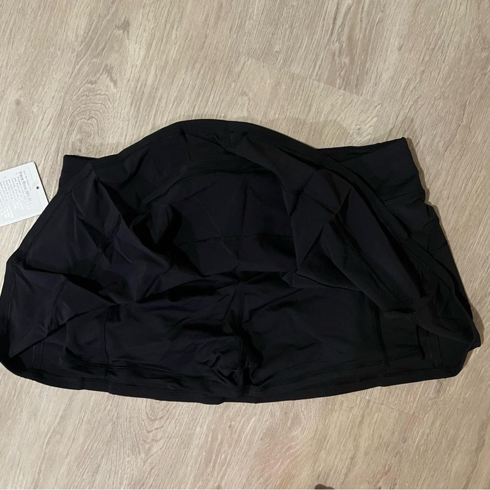 Lululemon Athletica Black Pace Rival Skirt - Picture 2 of 4